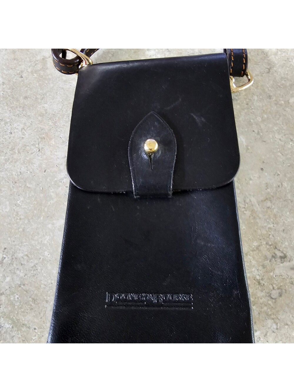 Dooney & Bourke Black Leather Crossbody pocket